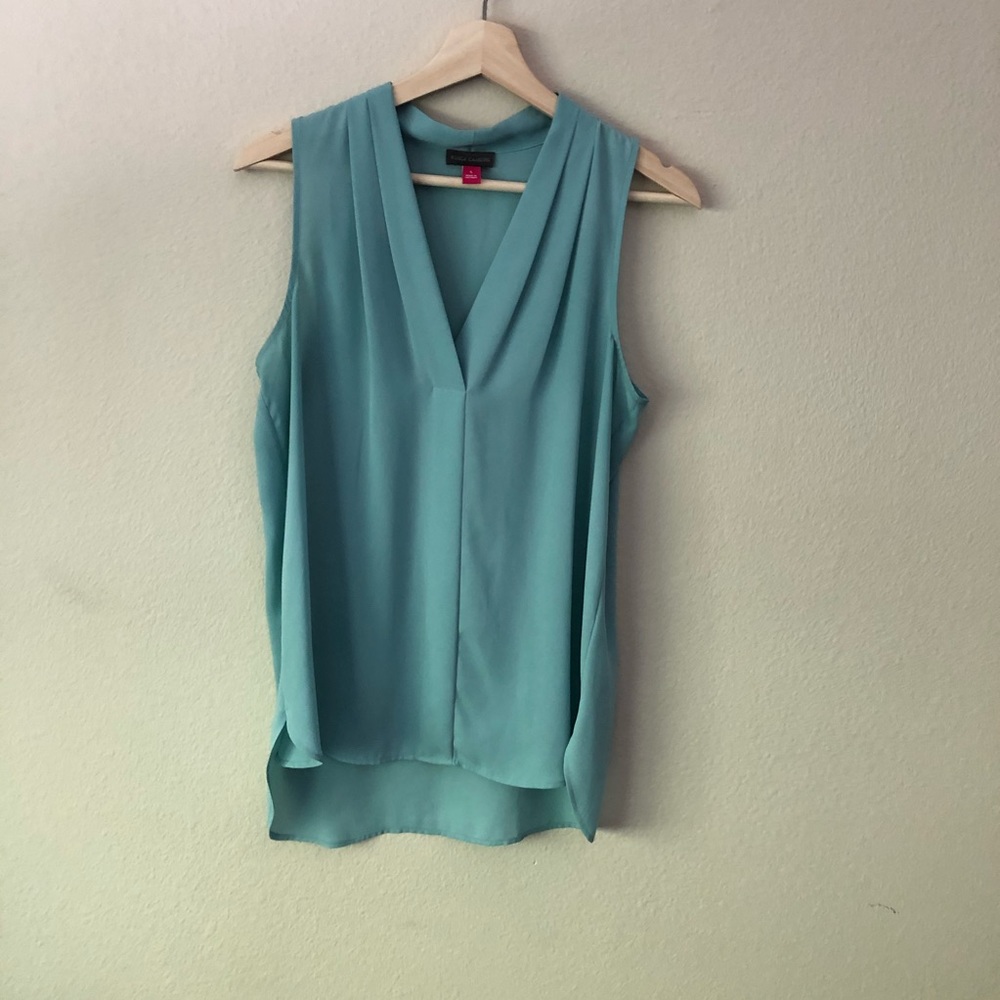 Vince Camino pleat front sleeveless blouse